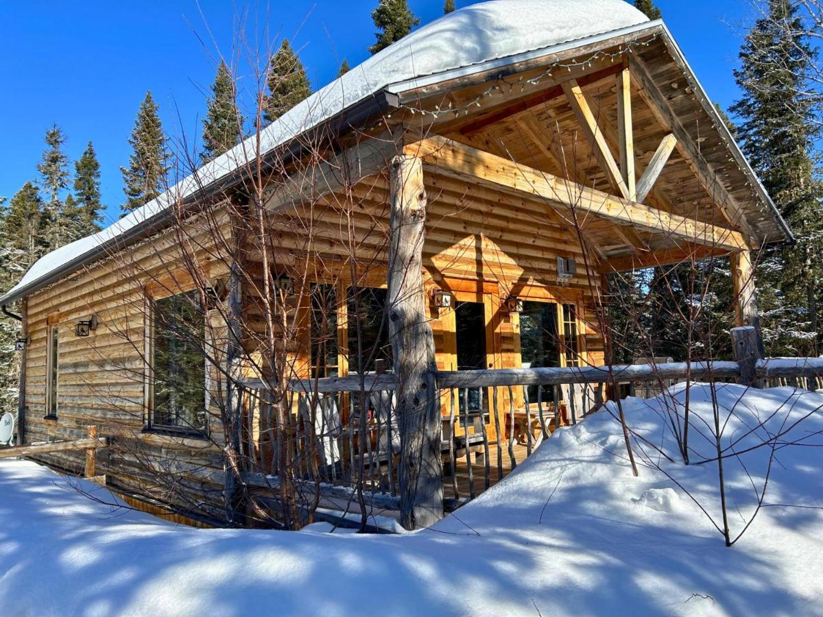 HUSKY - Chalets de Moh - Jacuzzi La Malbaie Exterior foto