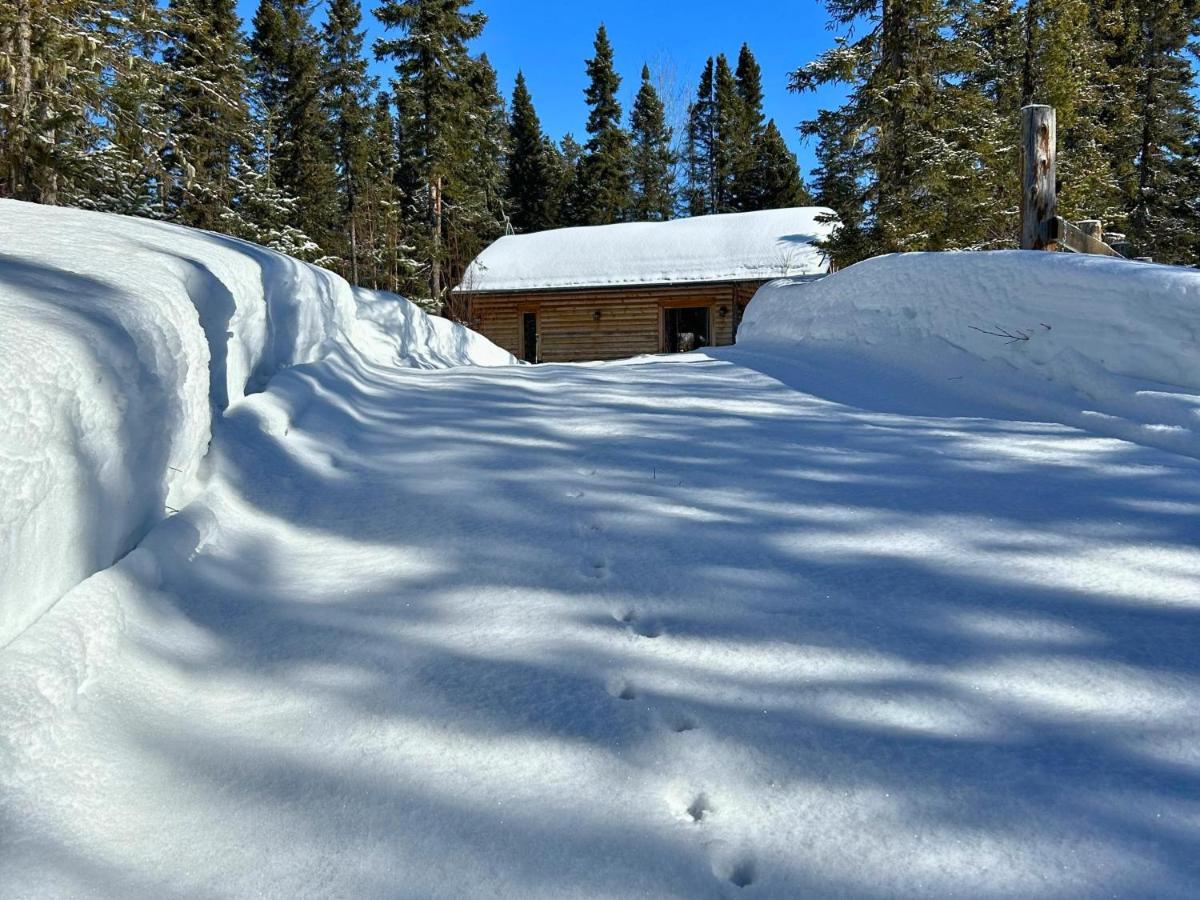 HUSKY - Chalets de Moh - Jacuzzi La Malbaie Exterior foto
